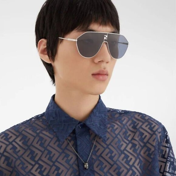NWT FENDI SUNGLASSES UNISEX SHIELD SILVER EYEWEAR main image 4